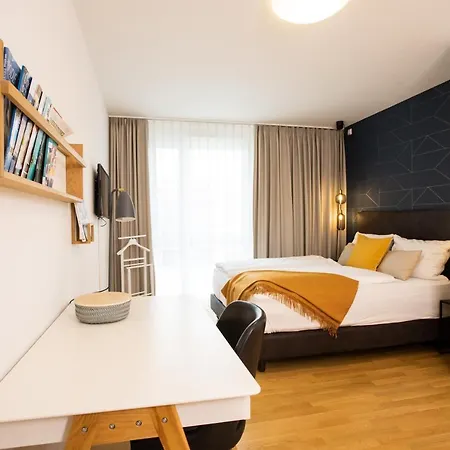 Pfaender * Фридрихсхафен