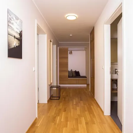 Pfaender * Friedrichshafen